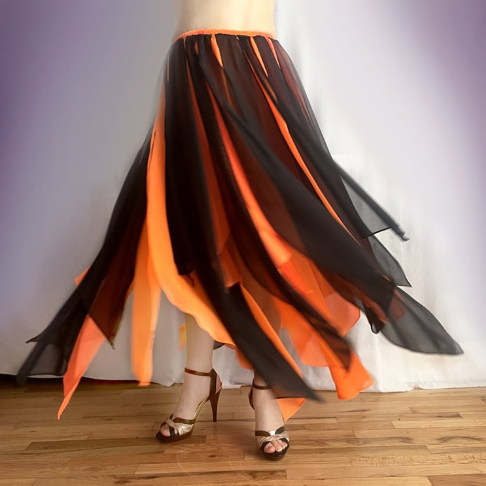Orange-black petal skirt. Ameynra belly dance style. Halloween colors ;) Size S